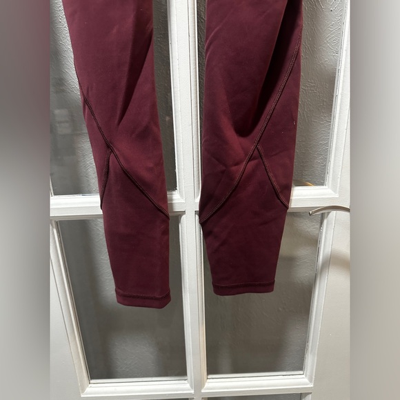 Lululemon In Movement 7/8 Tight *Everlux-Redwood - Picture 9 of 9